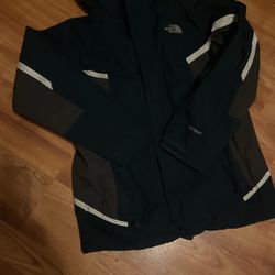 The northface Jacket For Boy Size Medium 