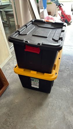 2 Heavy Duty Plastic Storage Totes with Lids