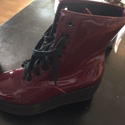Women’s Burgandy  platform boots