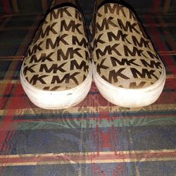 Michael Kors Womens Size 8.5 Monogram Canvas Slip On Loafers Shoes Sneakers
