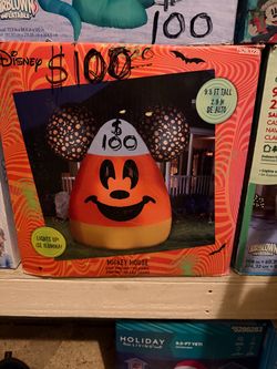 Halloween blowups/ decorations