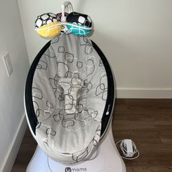 4Moms Multi motion Multisound Mamaroo Swing 