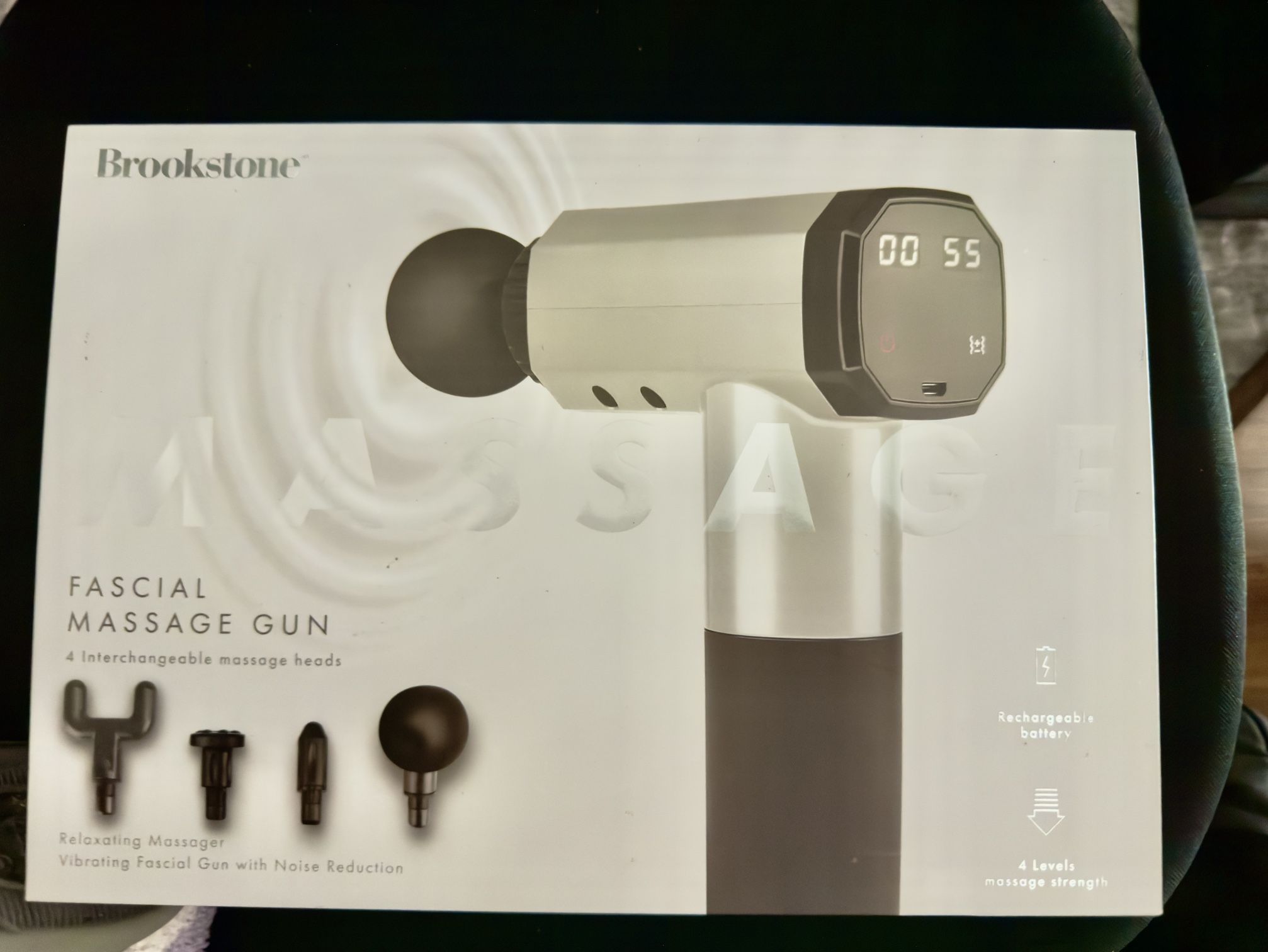 Brookstone Fascial Massage Gun w/ 4 Heads BRAND NEW -  www.rajagirimanappuram.com