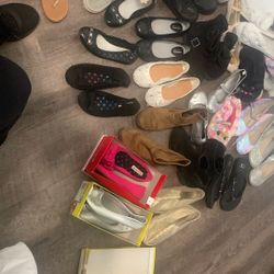 Little Girls Shies Size 13 To Size 3