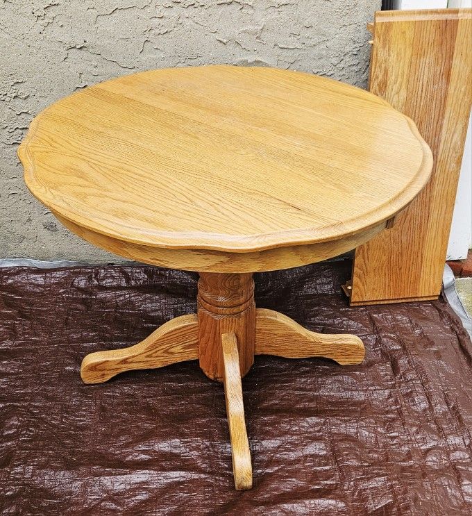 Solid oak wood round extendable kitchen dining table dinner leaf compact