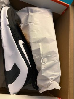 NIKE FLEX SIZE 7 MENs 8 1/2 WOMEN