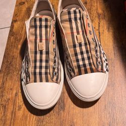 Burberry Shoes