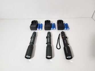 3pcs Castnoo & Skywolfeye T6 LED 5Modes Flashlight Aluminum Focus Torch ( 1 Black 2 Green )