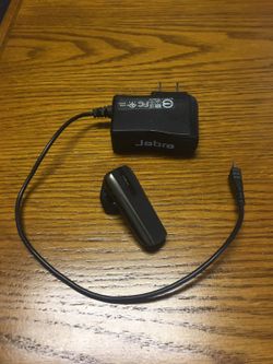 Jabra Bluetooth ear piece and charger