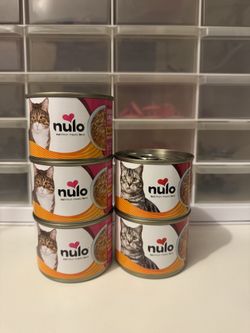 Nulo Shredded Canned Wet Cat Food