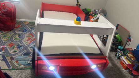 Fire Truck Bed (lights up)