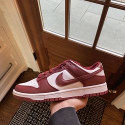 NIKE DUNK LOW “Team Red”