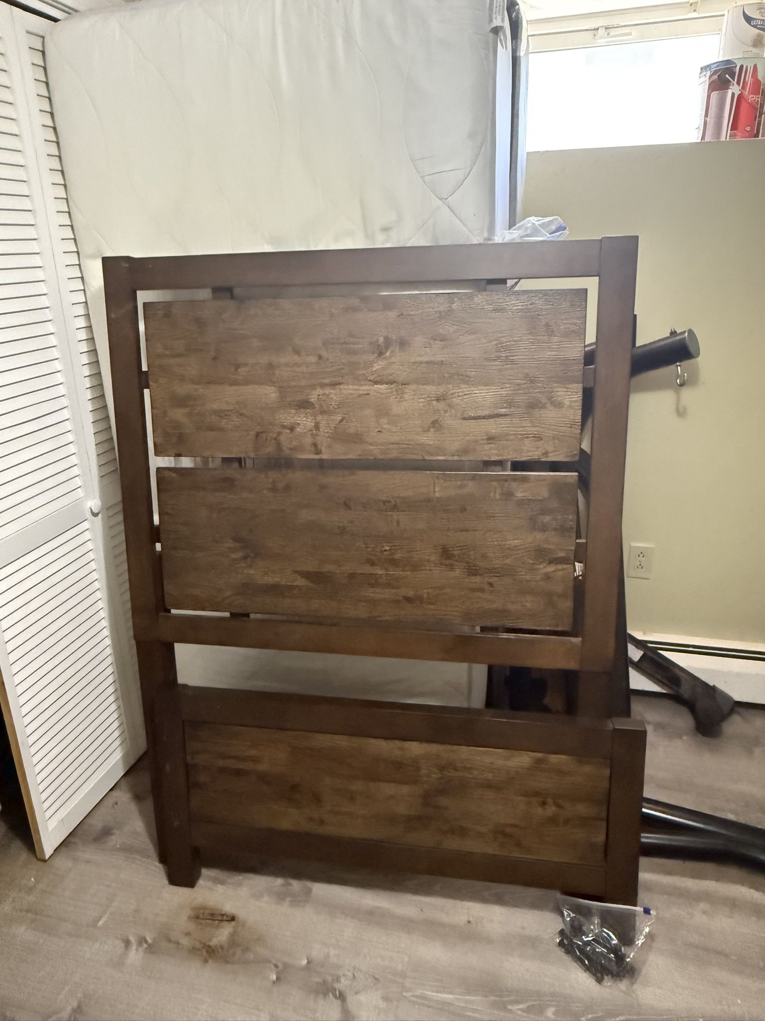 Wooden Headboard And Footboard