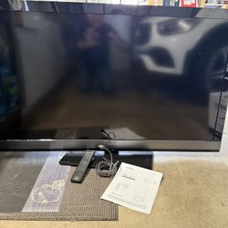 Sony Bravia Flat Screen 52” TV. KDL52EX700. Great Condition! 