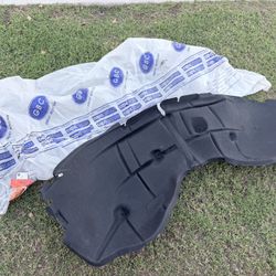 19 to 22 Chevy Silverado Front Right Inner Fender Liner