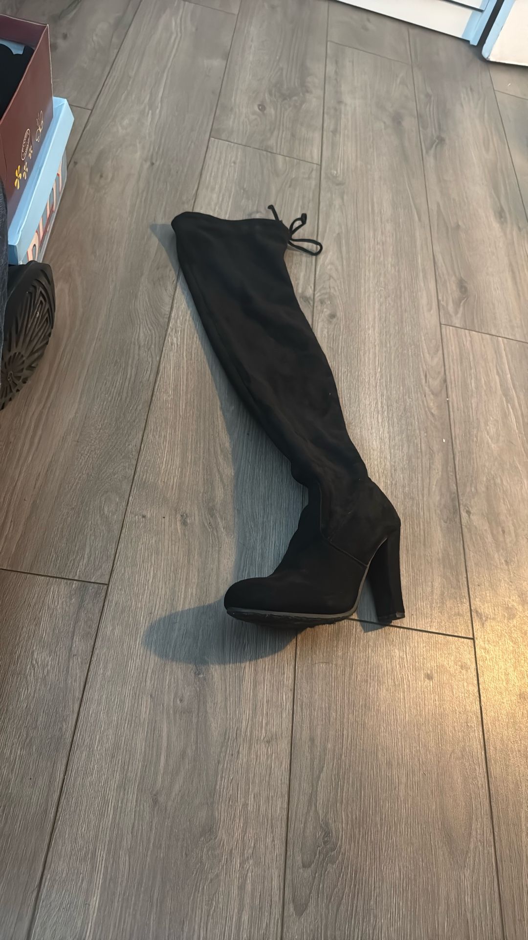 Black Boots