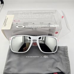 Oakley Holbrook staple white