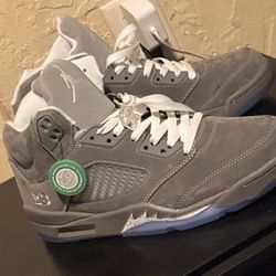 2025 Wolf Grey Jordan