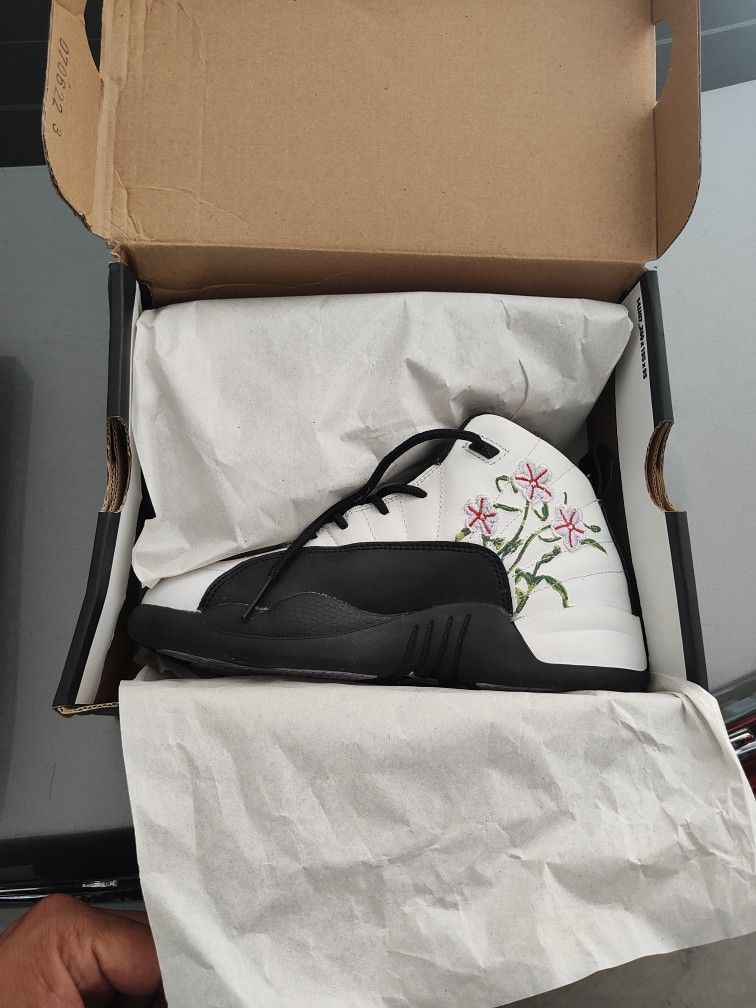 Jordan 12 Youth Size 2