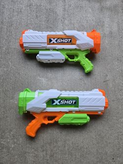 Pair of Zuru X-Shot Water Gun Blasters - Fast Refill!