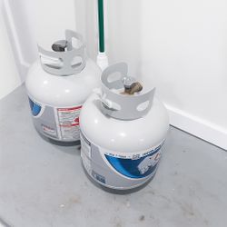 Propane Tanks 
