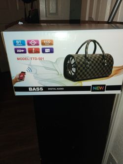 Bluetooth Speaker Purse 