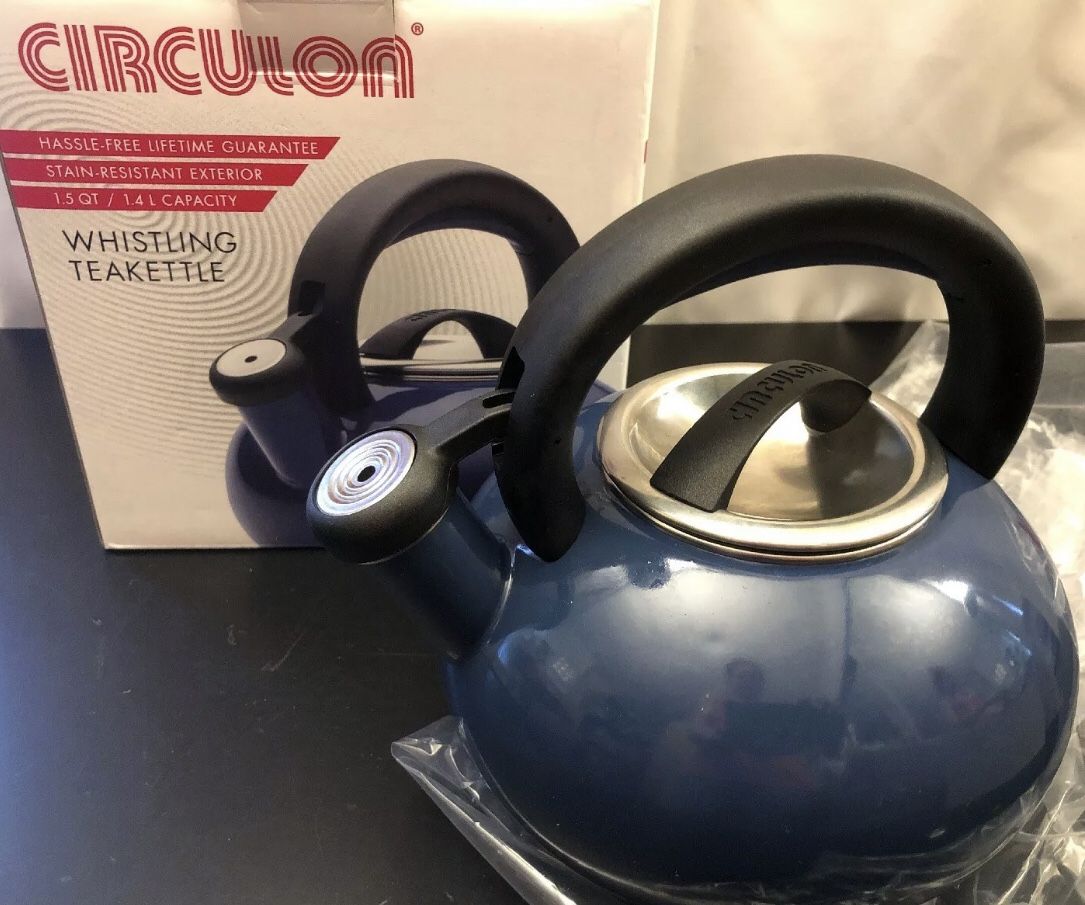 Circulon 1.5-Quart Sunrise Whistling Teakettle Tea Kettle 51392 - Navy Blue