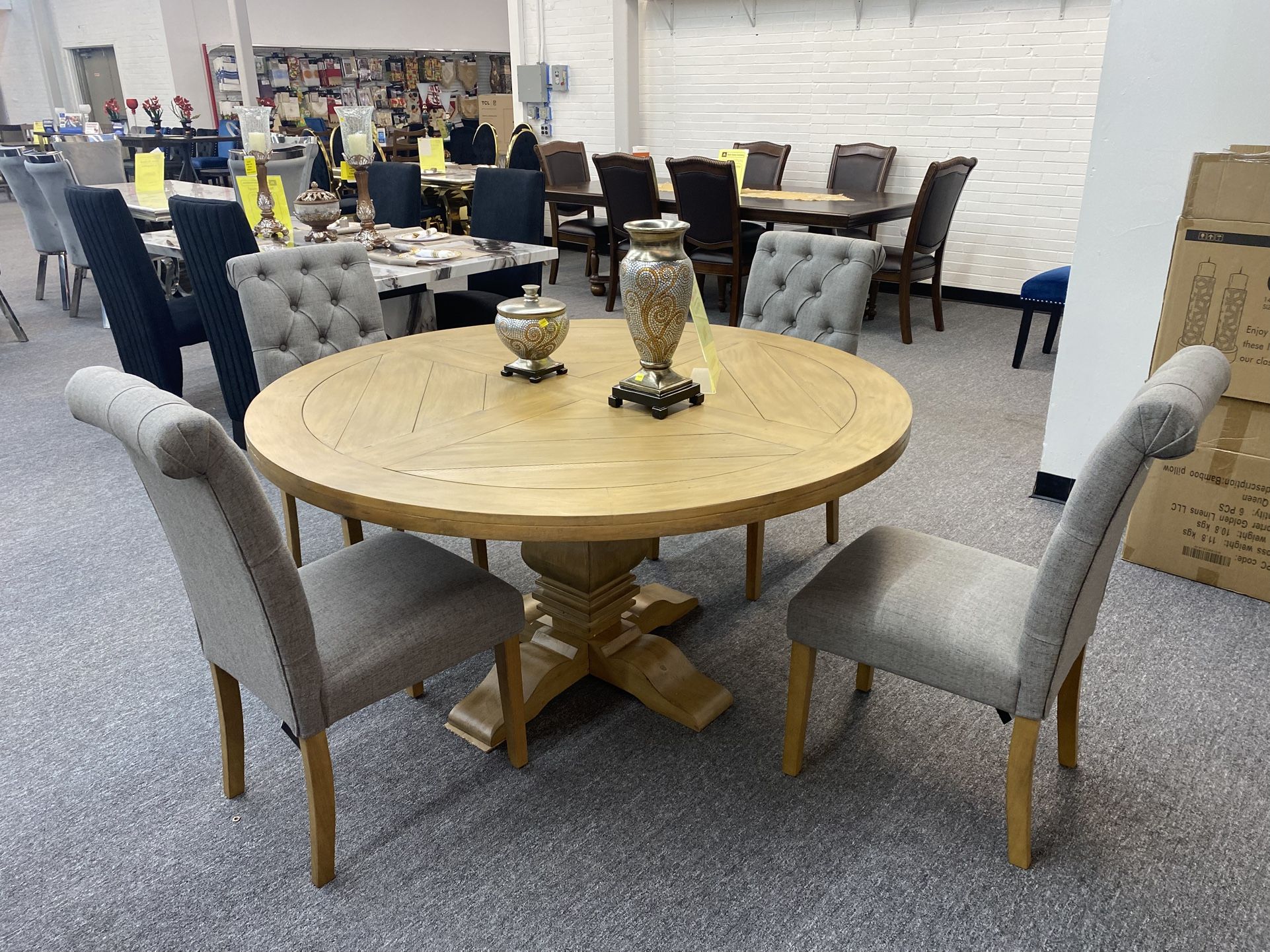 5pc Dinning Table Set $899
