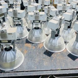 Large warehouse lights Cost $350 Each New Asking $25 A Total Of 22 Of Them 