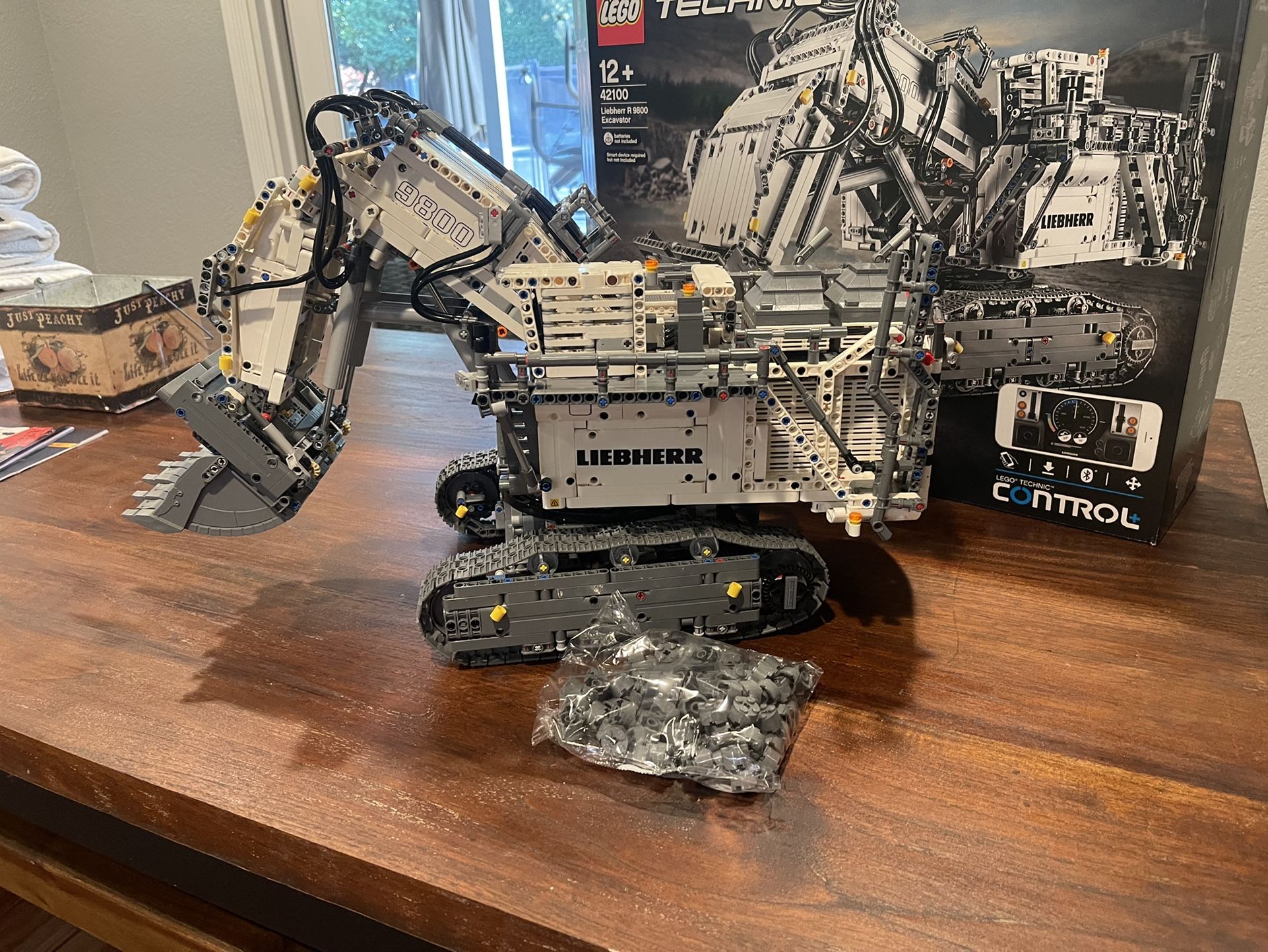 Lego 42100 Liebherr R 9800 Excavator)