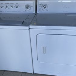 Kenmore*Washer And Gas Dryer Set