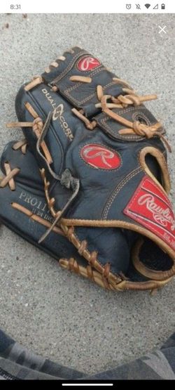 Rawlings Lefty Glove
