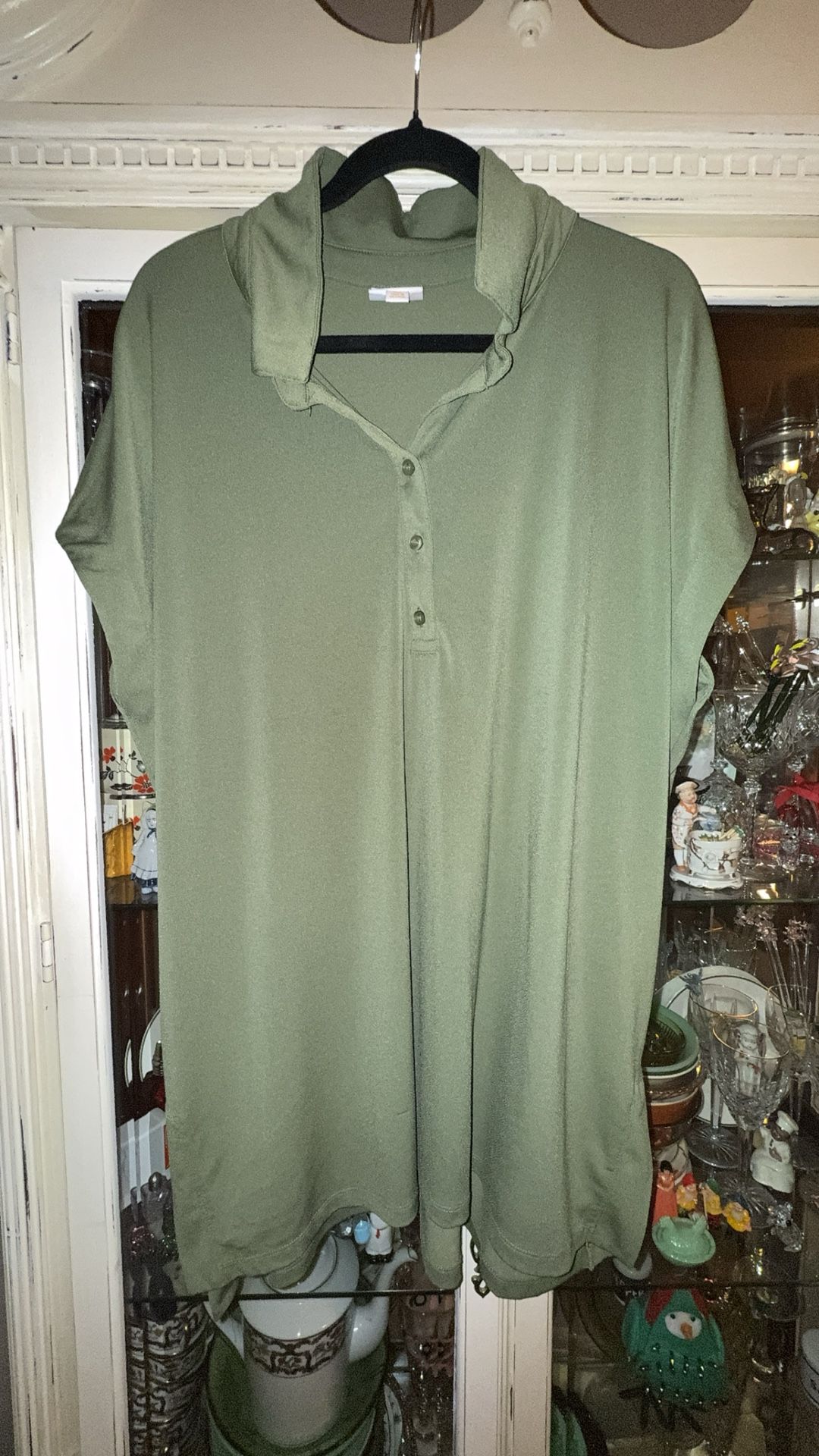 LuLaRoe Cori Green Blouse - Woman’s Size 3XL