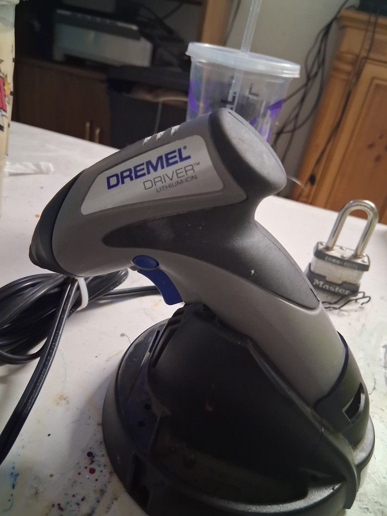 Cordless 7.2v Dremel Driver