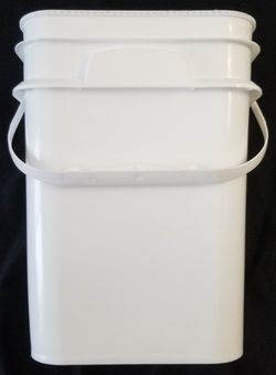 White, 1 gallon plastic containers with handle IPL Square Container