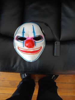 Light up halloween mask with remote