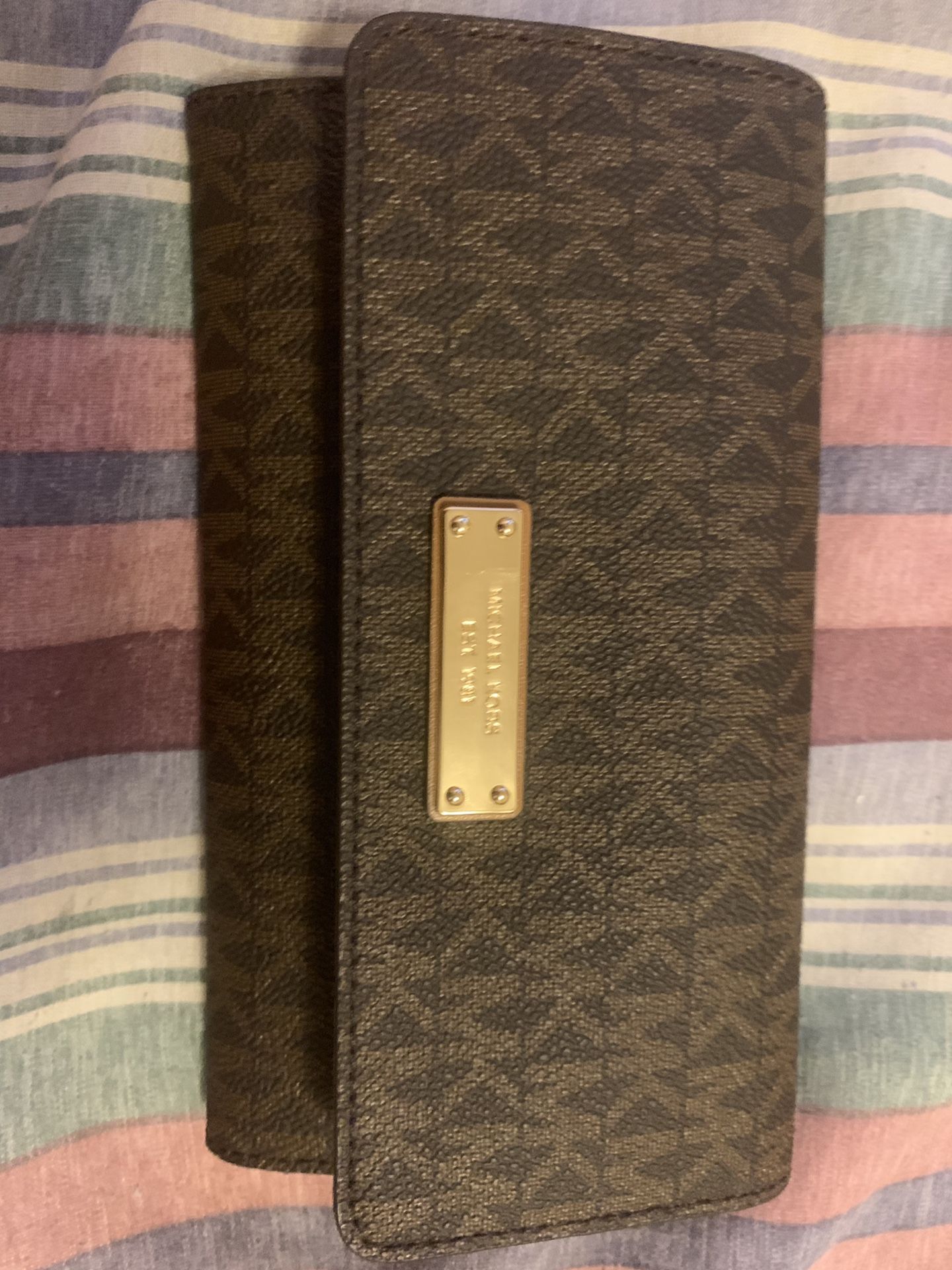 Michael Kors wallet