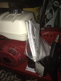 Brand new Honda 4000 psi pressure washer never used have all attachments Manuel etc. paid $1895.00 at Northern.
