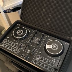 DDJ 200
