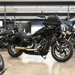 2018 HARLEY DAVIDSON SPORT GLIDE FLSB