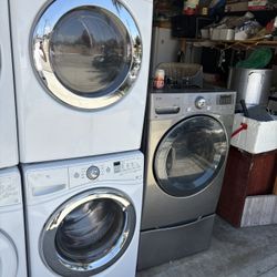 Whirlpool and LG Stackable Washer and electric dryer Excellent working condition Heavy duty W27 D31.5 H76 Washer 4.3 cu ft 110 volts Dryer 7.3 cu