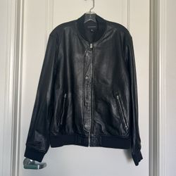 Club Monaco Lamb Leather Bomber Jacket Men’s Size Large