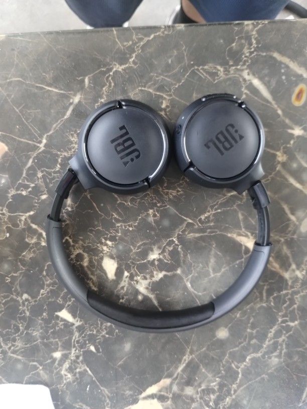JBL Headphones 