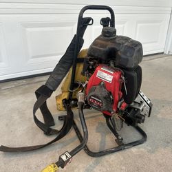 Oztec BP-50a Backpack Concrete Vibrator with Honda GXH50 Engine