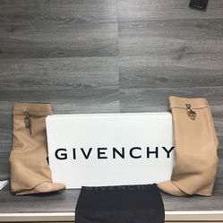 Givenchy Shark Lock Beige Boots Size 39.5 EU Size 9.5 US WITH BOX
