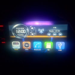 Savv Touch Screen Audio Receiver Clean No Scratches Works Perfect