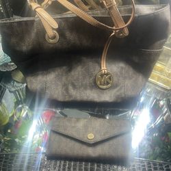 Michael Kors Purse And Wallet 