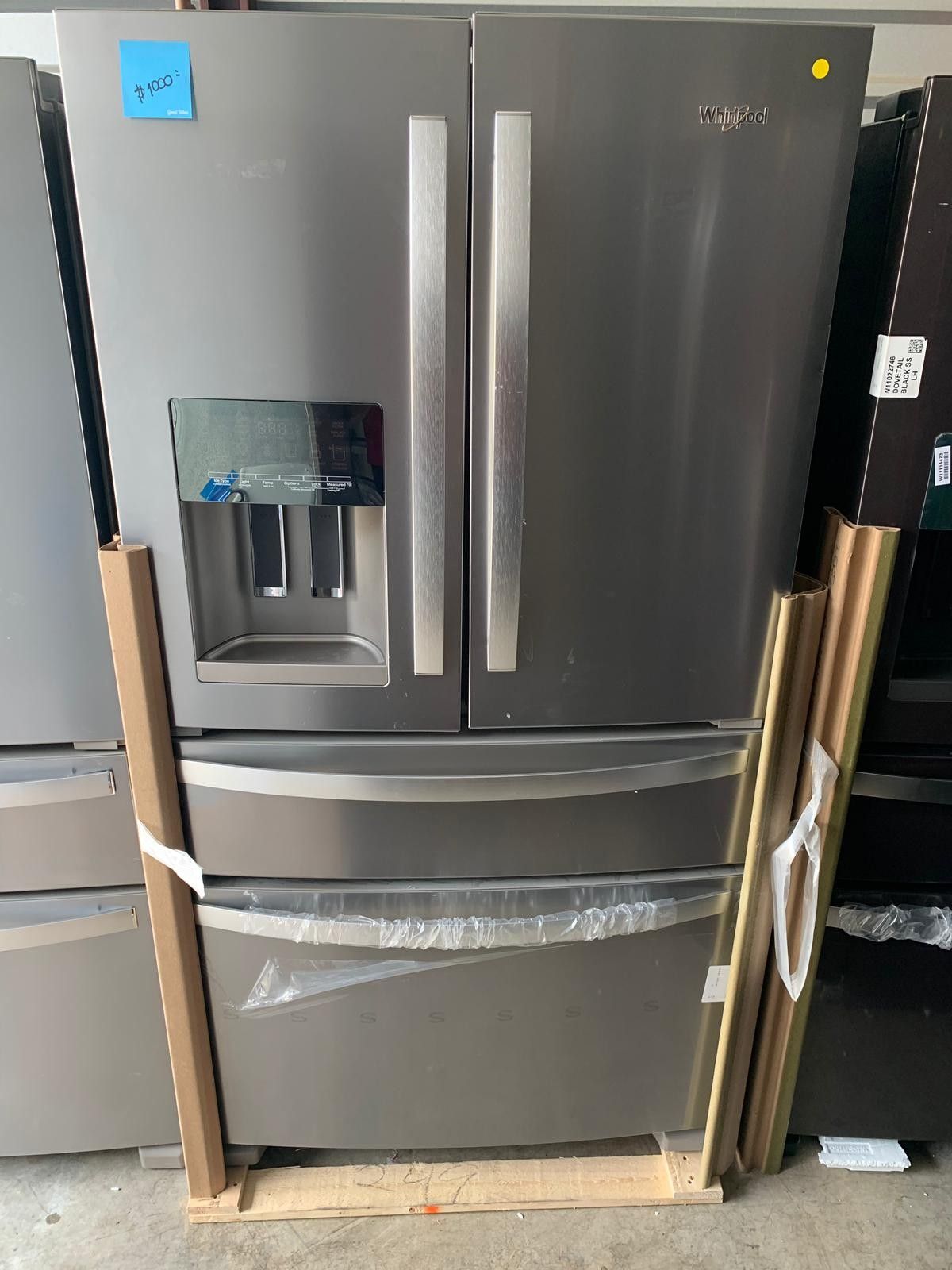 Refrigerator Whirlpool Stainless Steel 36' 4 door. New. Warranty