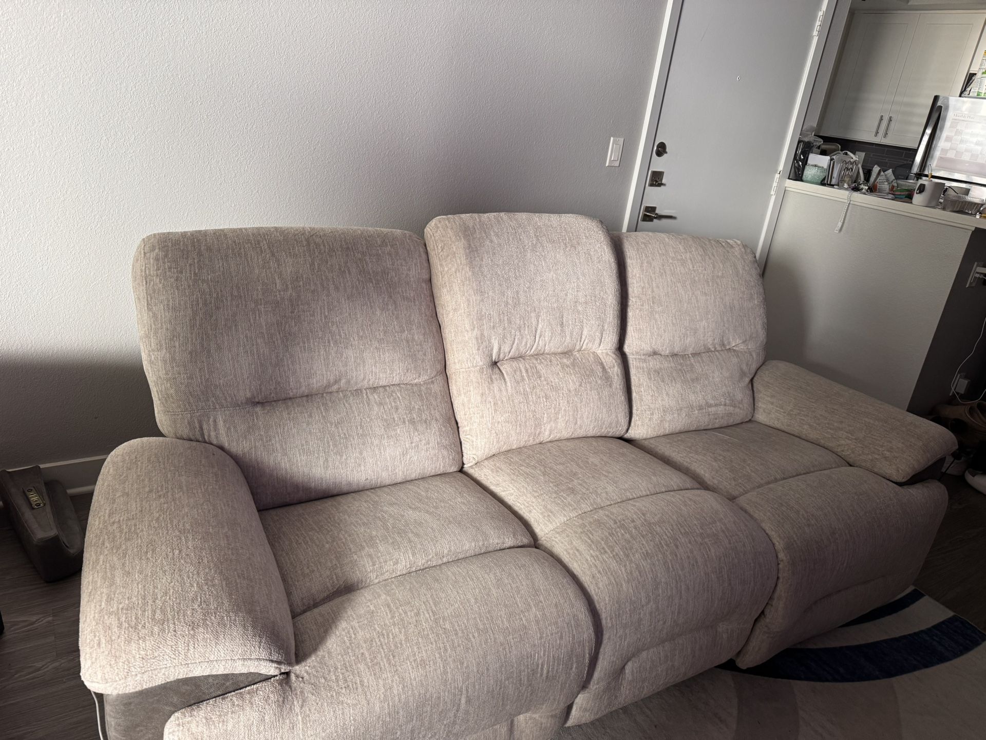 Reclining Sofa