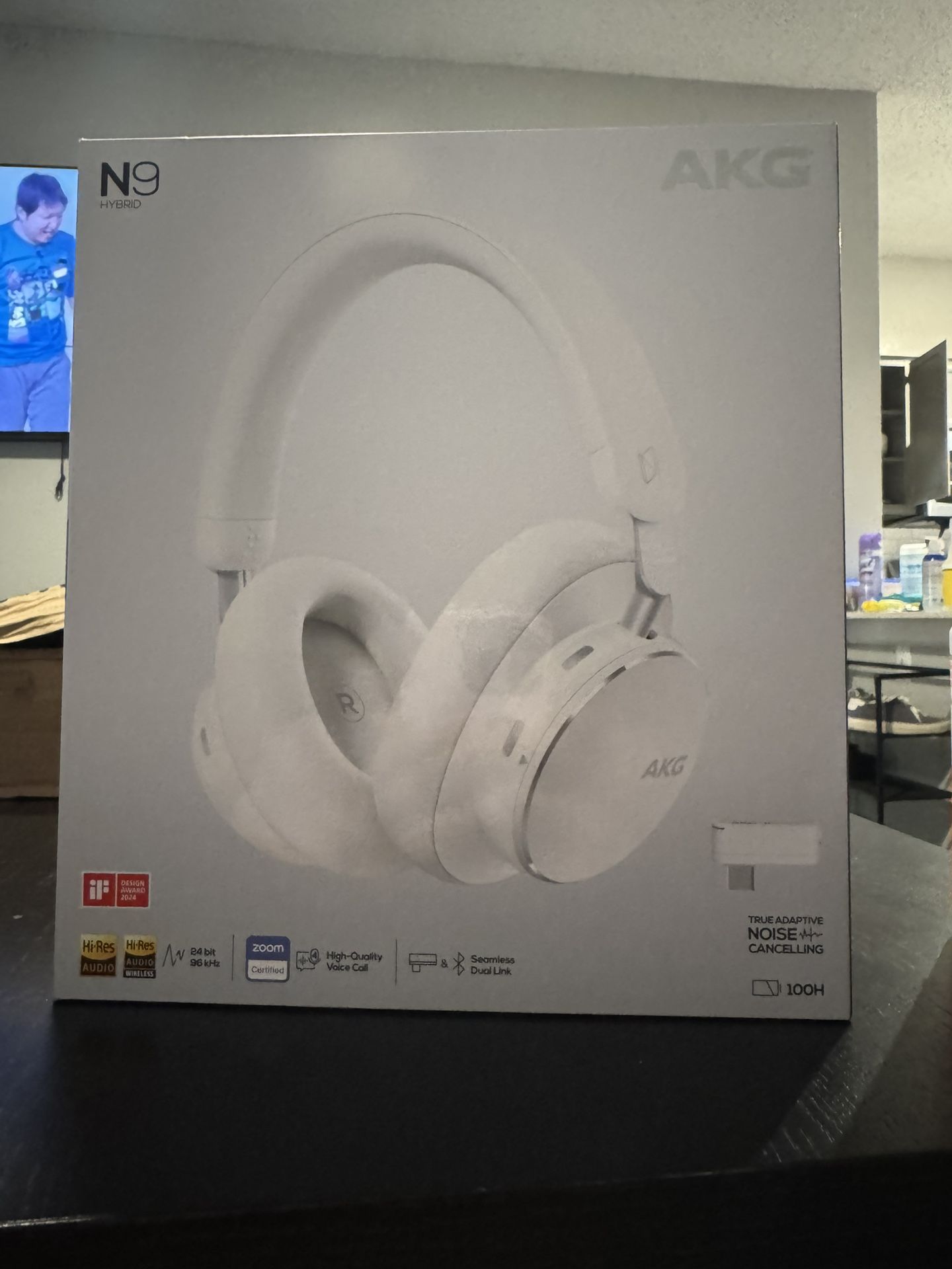 Brand New Akg N9 Hybrid Over Ear Headphones